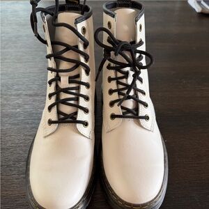 Dr. Martens White Combat Boots with Black Laces Size 8.5 / 9